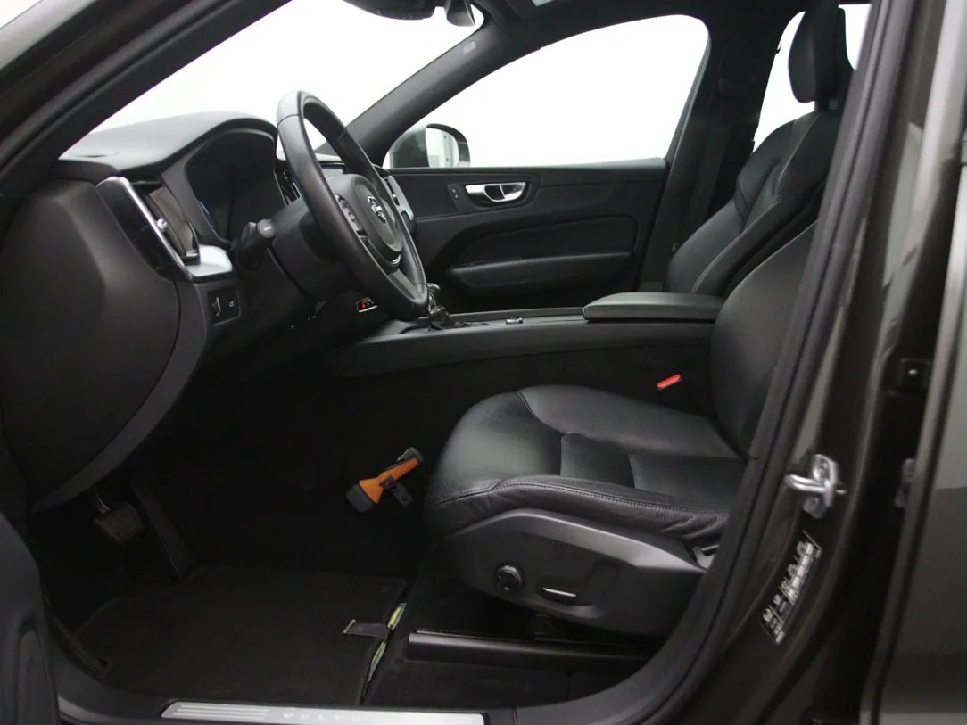 Volvo Xc60 — foto 5