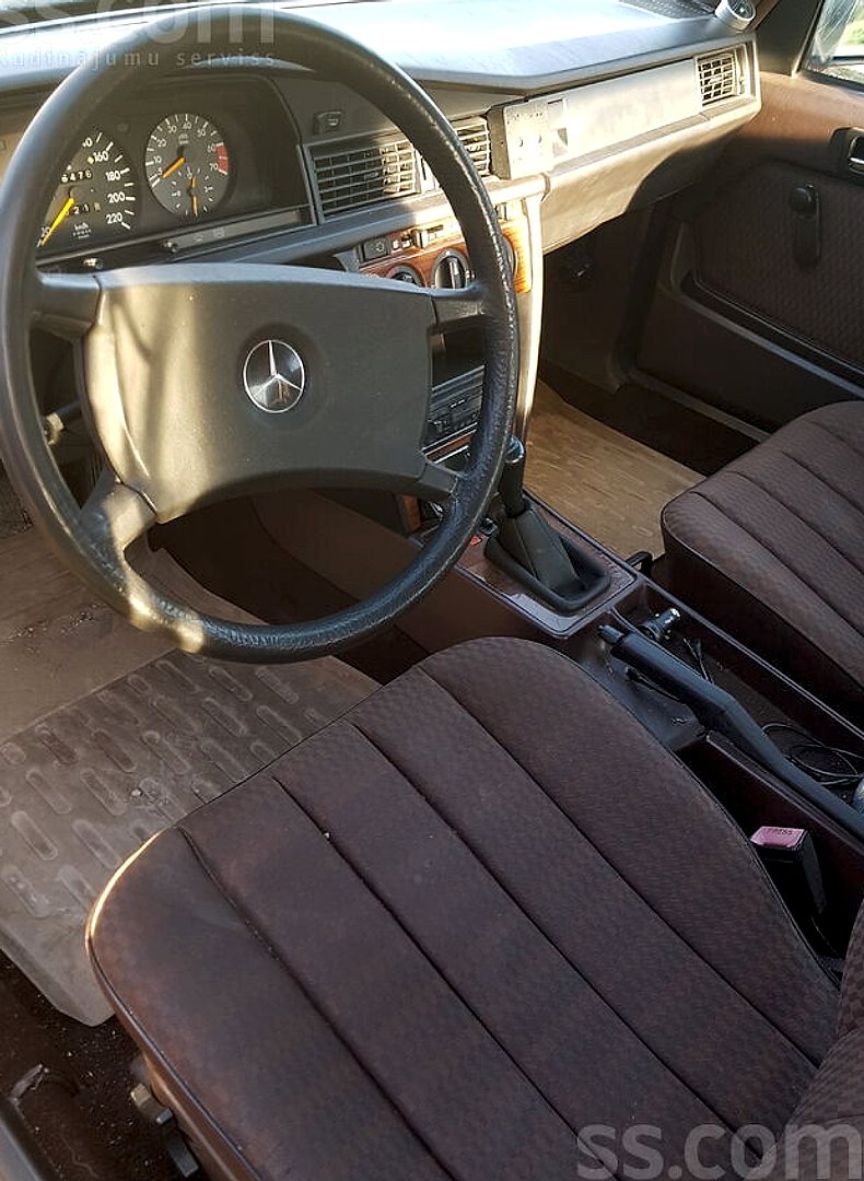 Mercedes-Benz 190 — foto 3