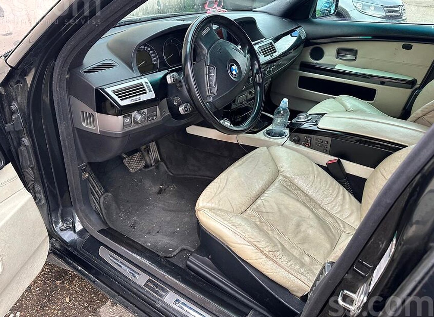 BMW 745 — foto 4