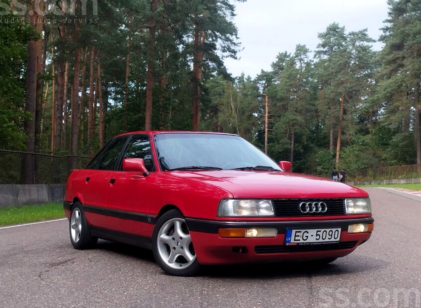 Audi 90, 1990. gads