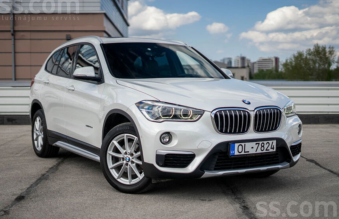 BMW X1 — foto 4