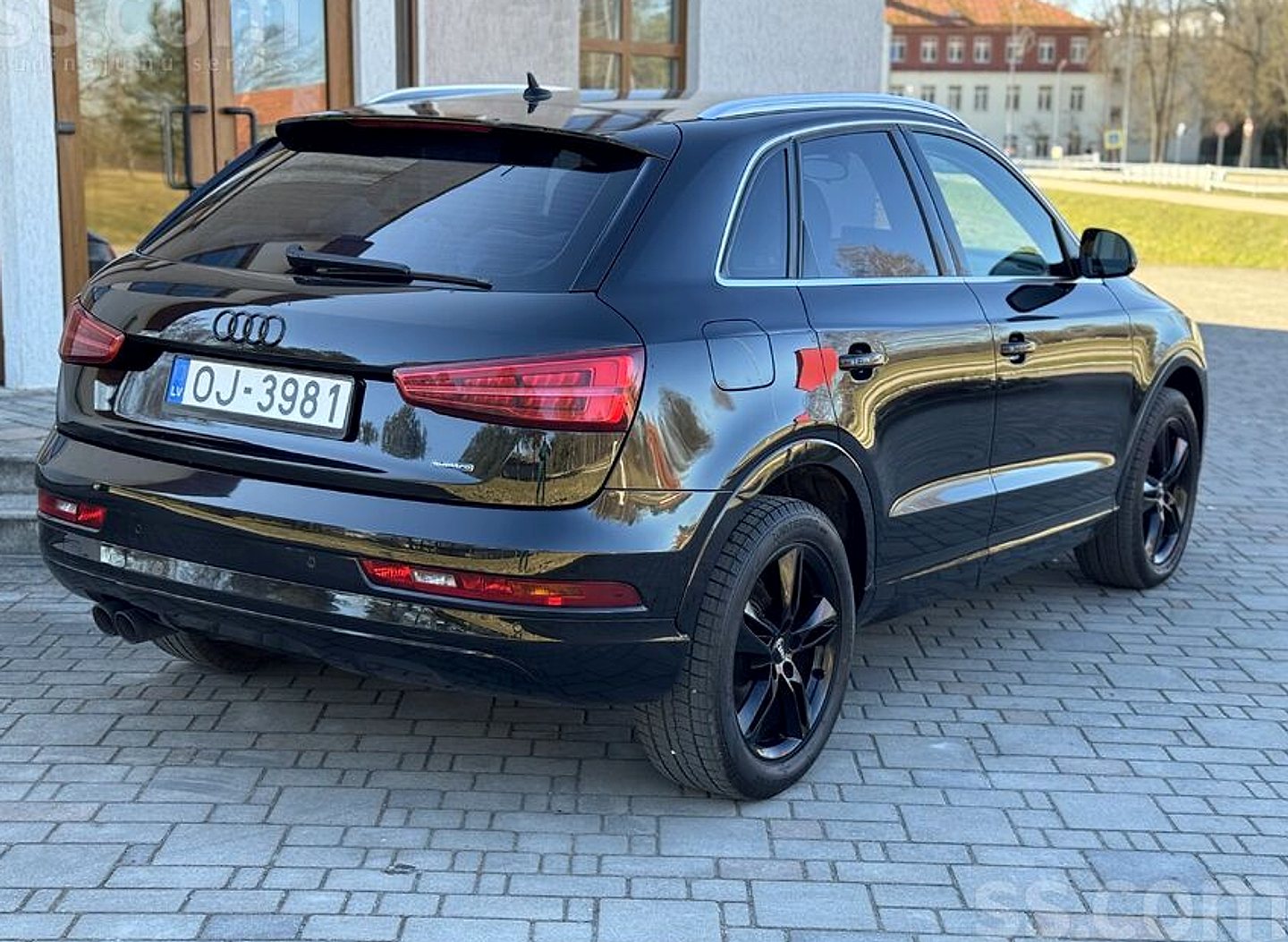 Audi Q3 — foto 6