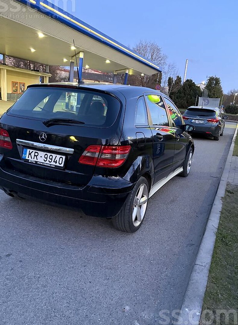 Mercedes-Benz B180 — foto 4