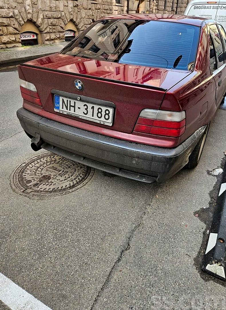 BMW 323 — foto 5