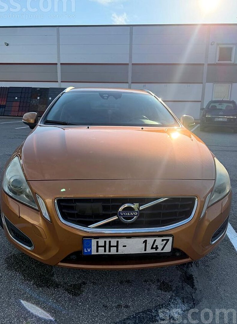 Volvo V60 — foto 5