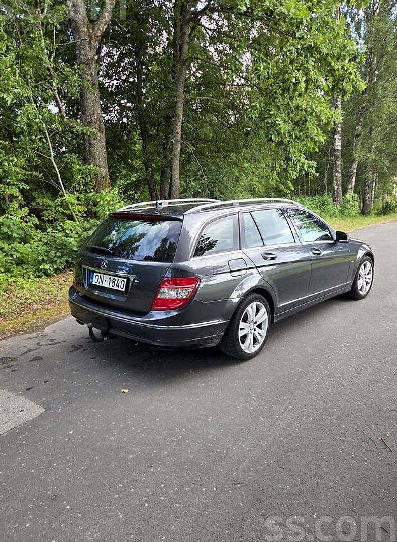 Mercedes-Benz C180 — foto 6