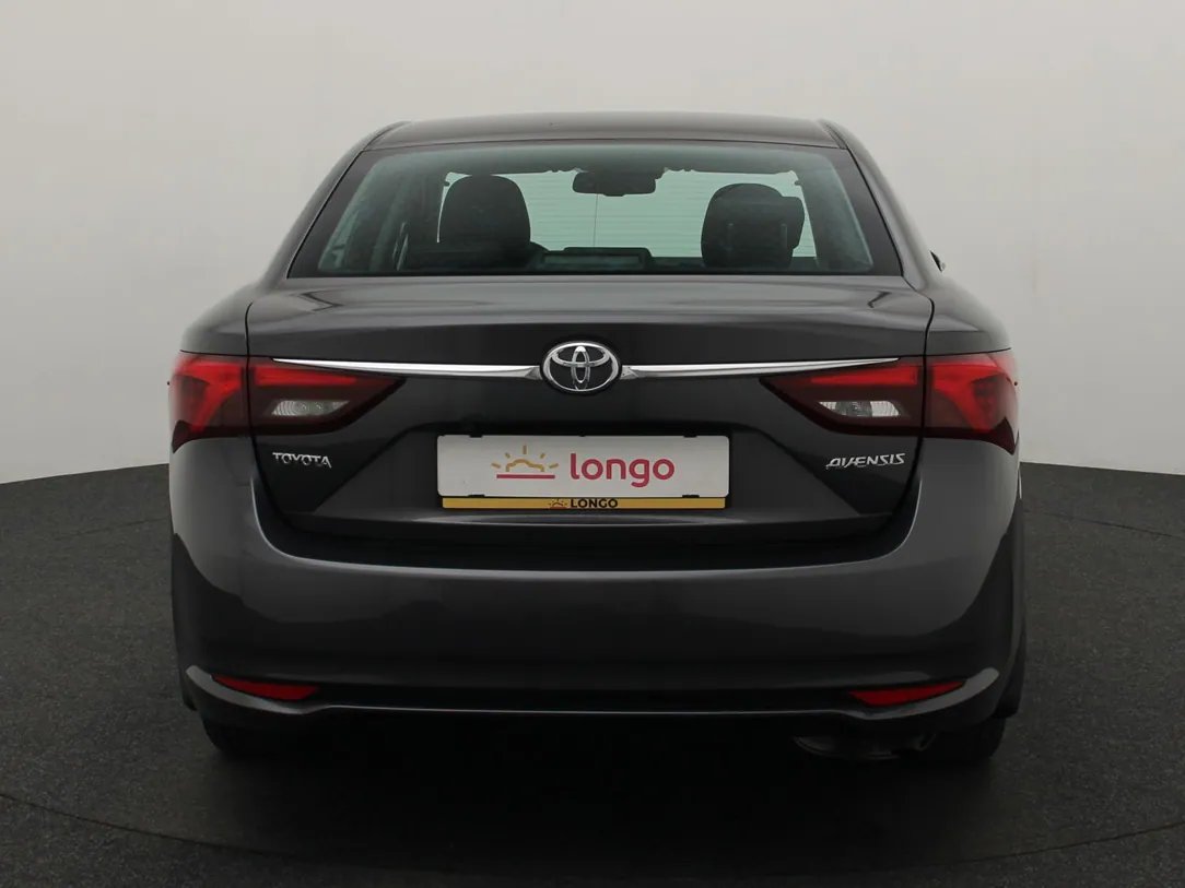 Toyota Avensis — foto 6