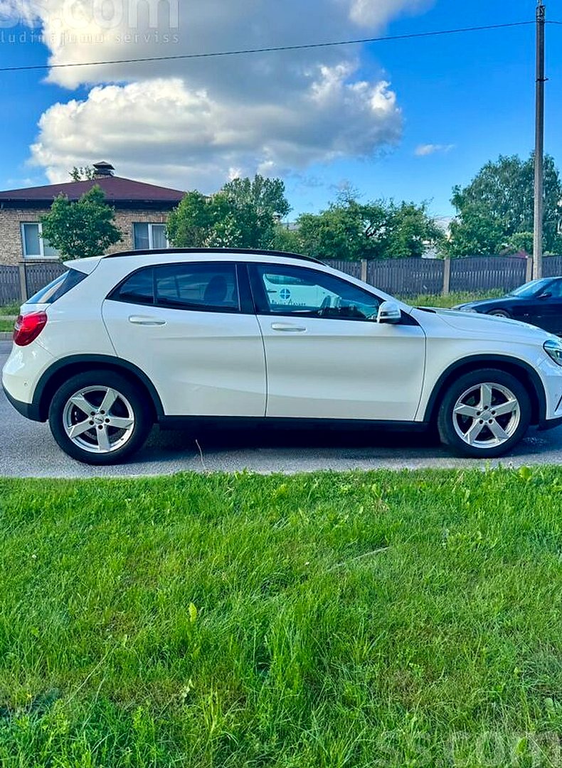 Mercedes-Benz GLA200 — foto 5