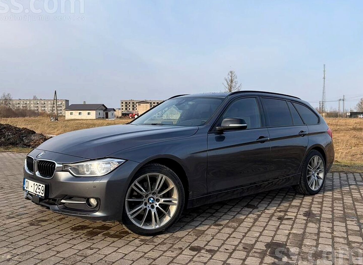 BMW 320 — foto 2