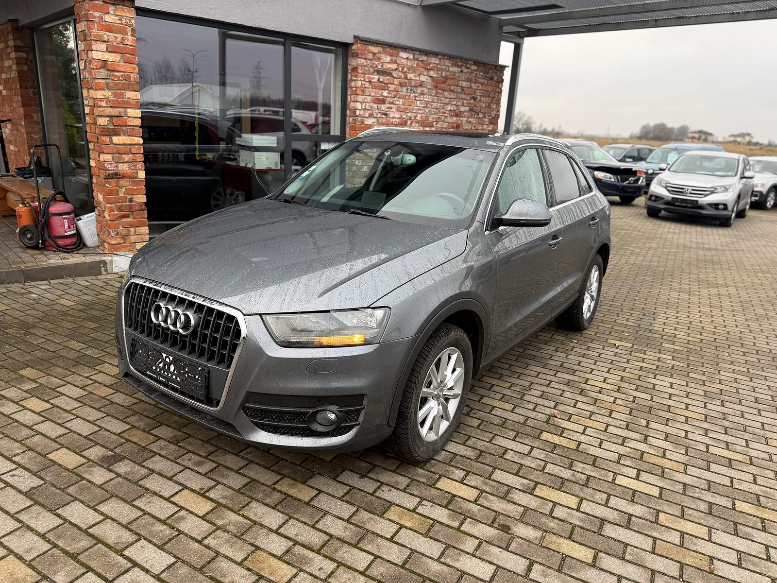 Audi Q3, 2015. gads