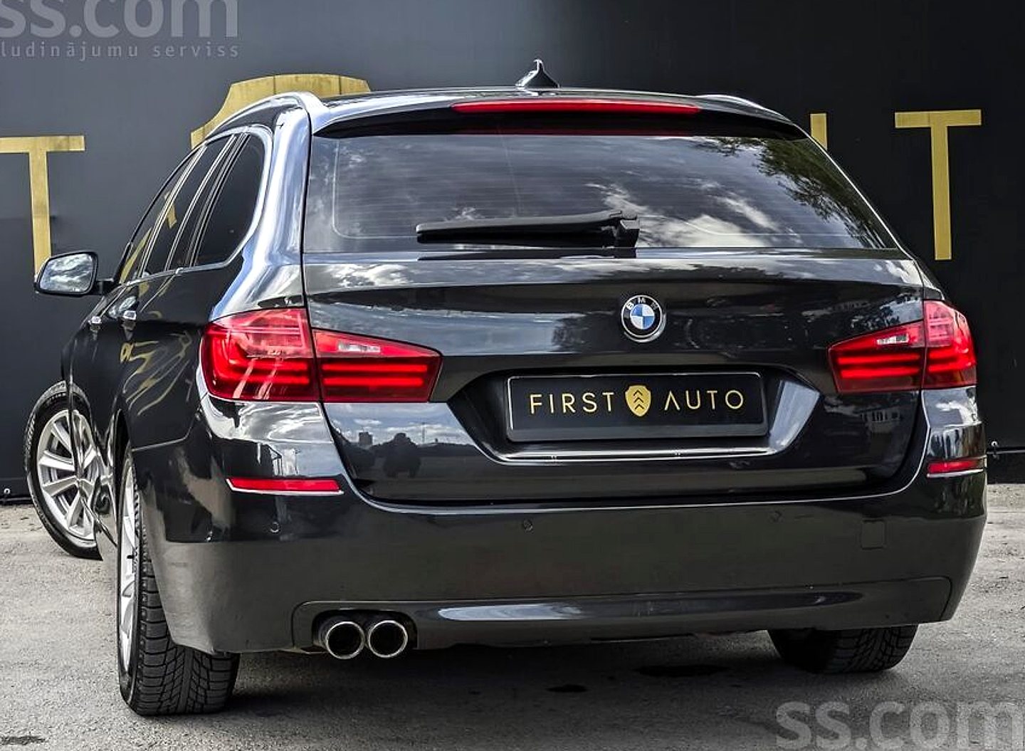 BMW 520 — foto 3