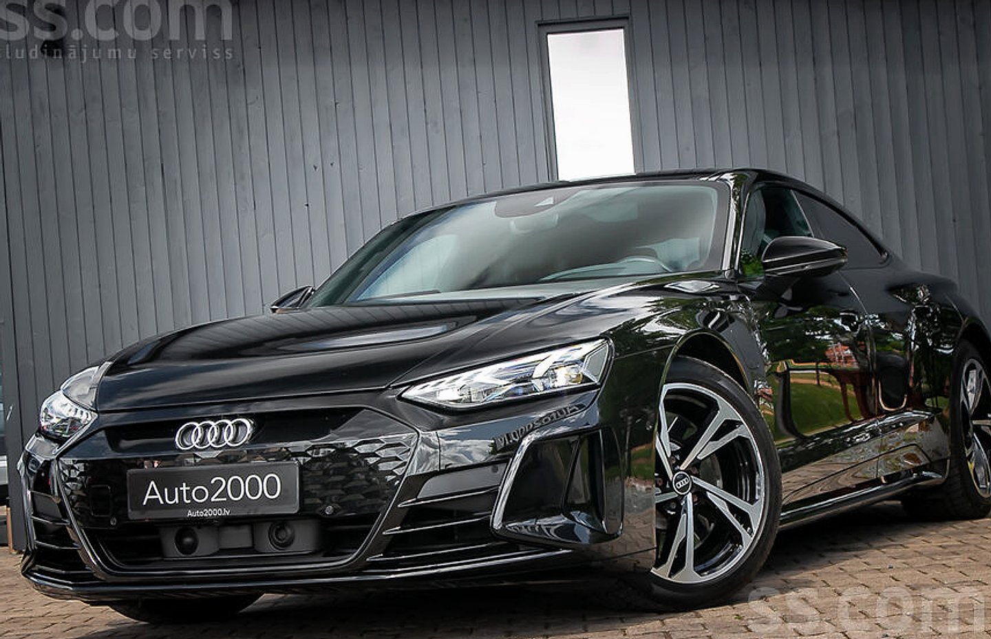 Audi E-tron — foto 2