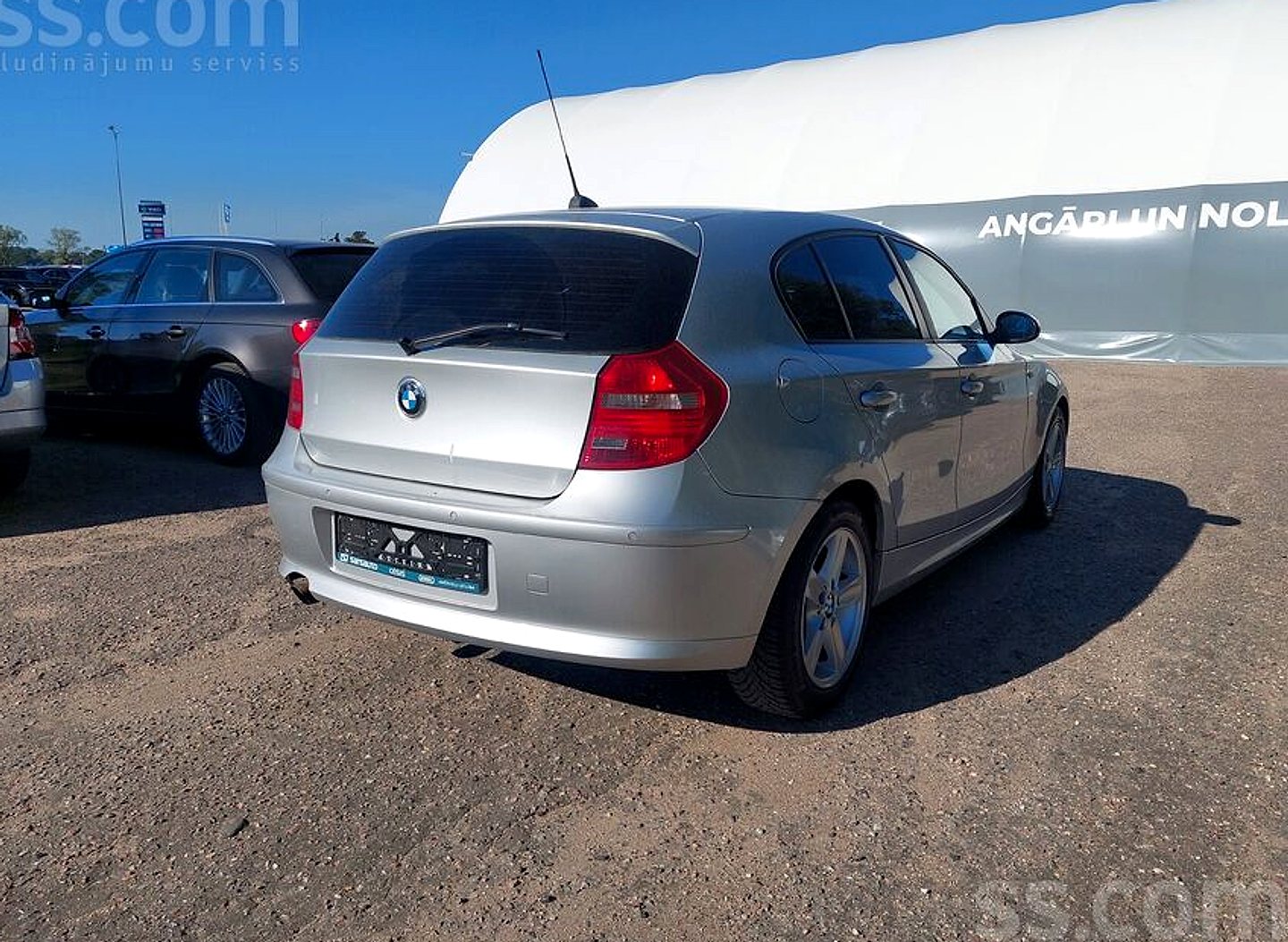 BMW 118 — foto 3
