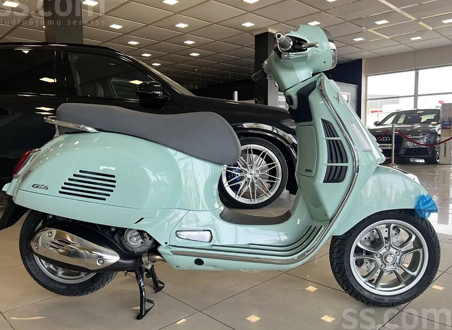 Piaggio Gts300, 2024. gads