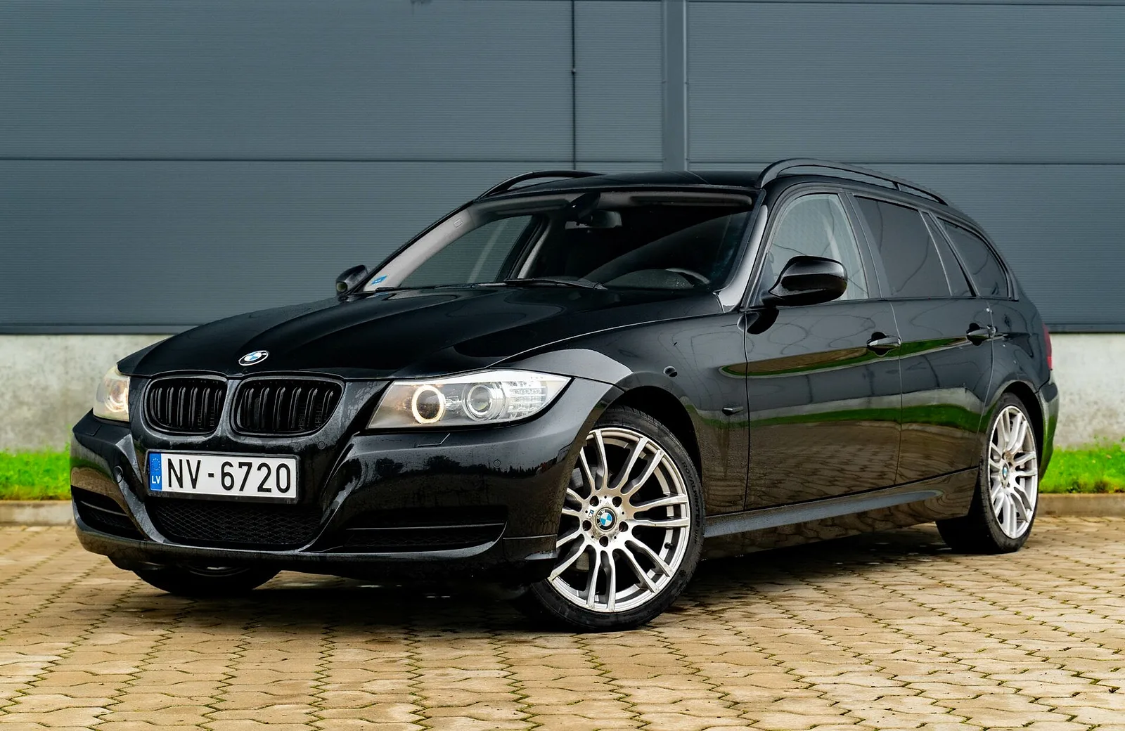BMW 316D, 2010. gads