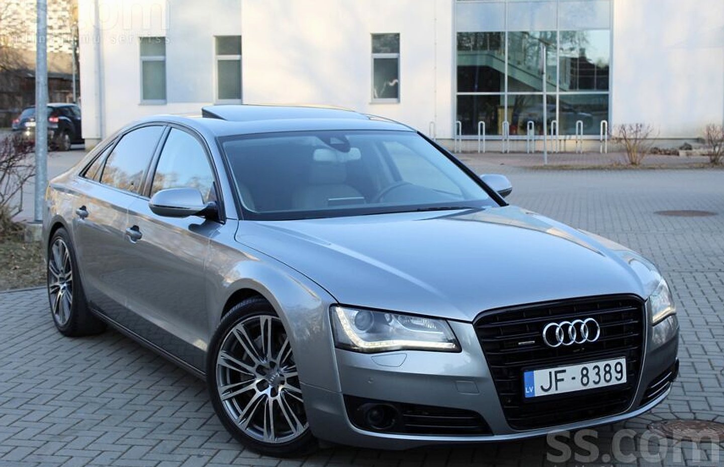Audi A8, 2010. gads