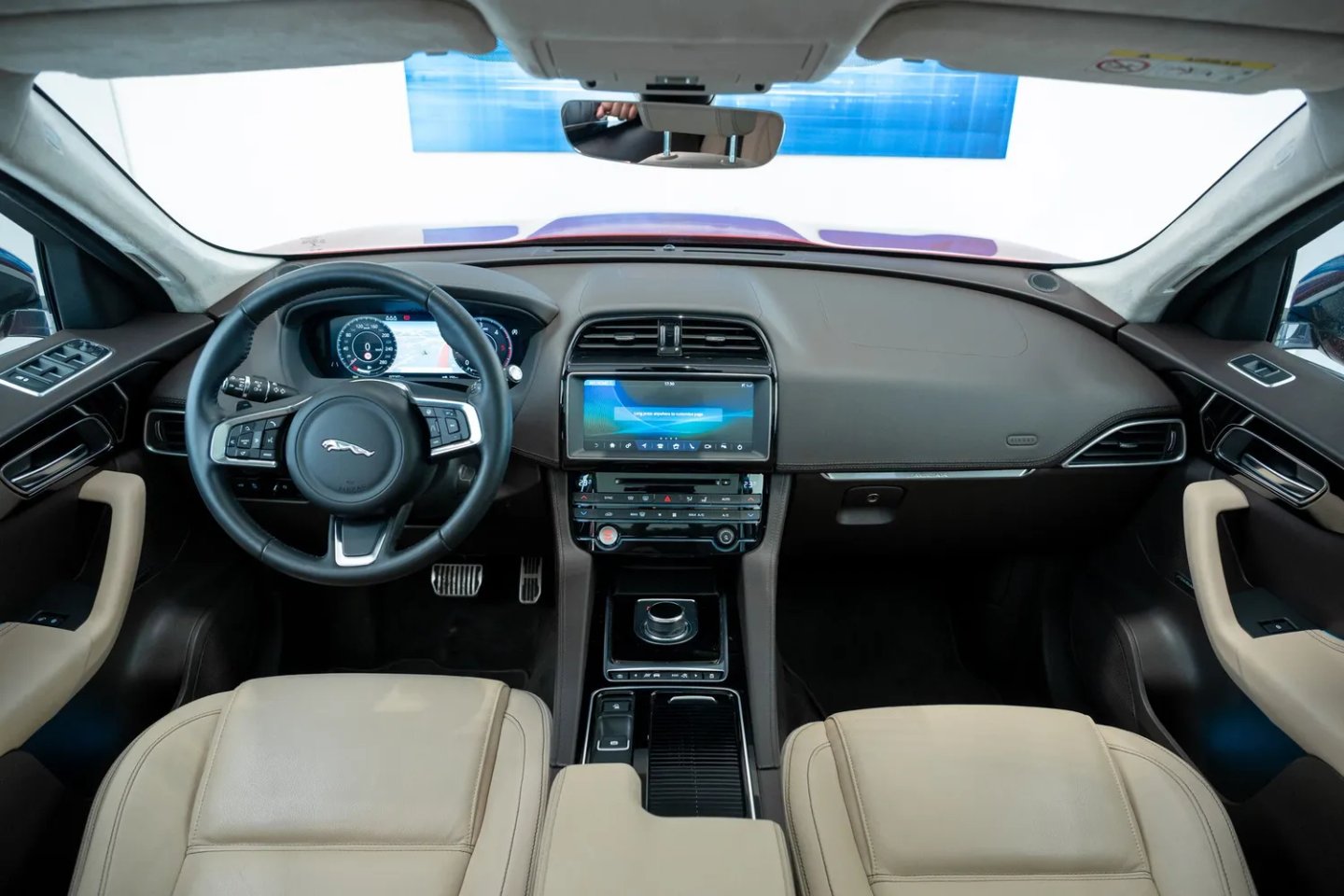 Jaguar F PACE — foto 5
