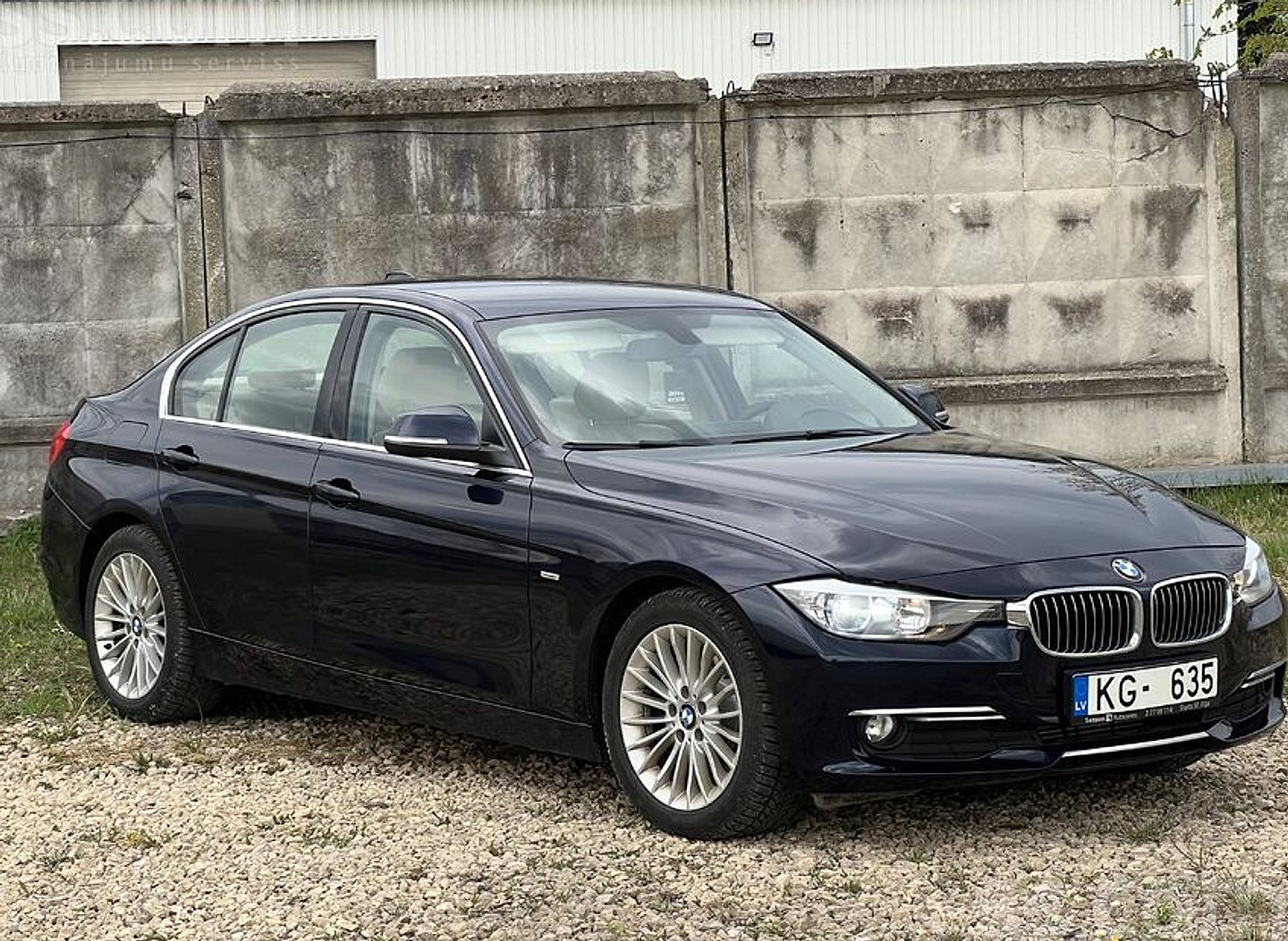 BMW 320 — foto 3