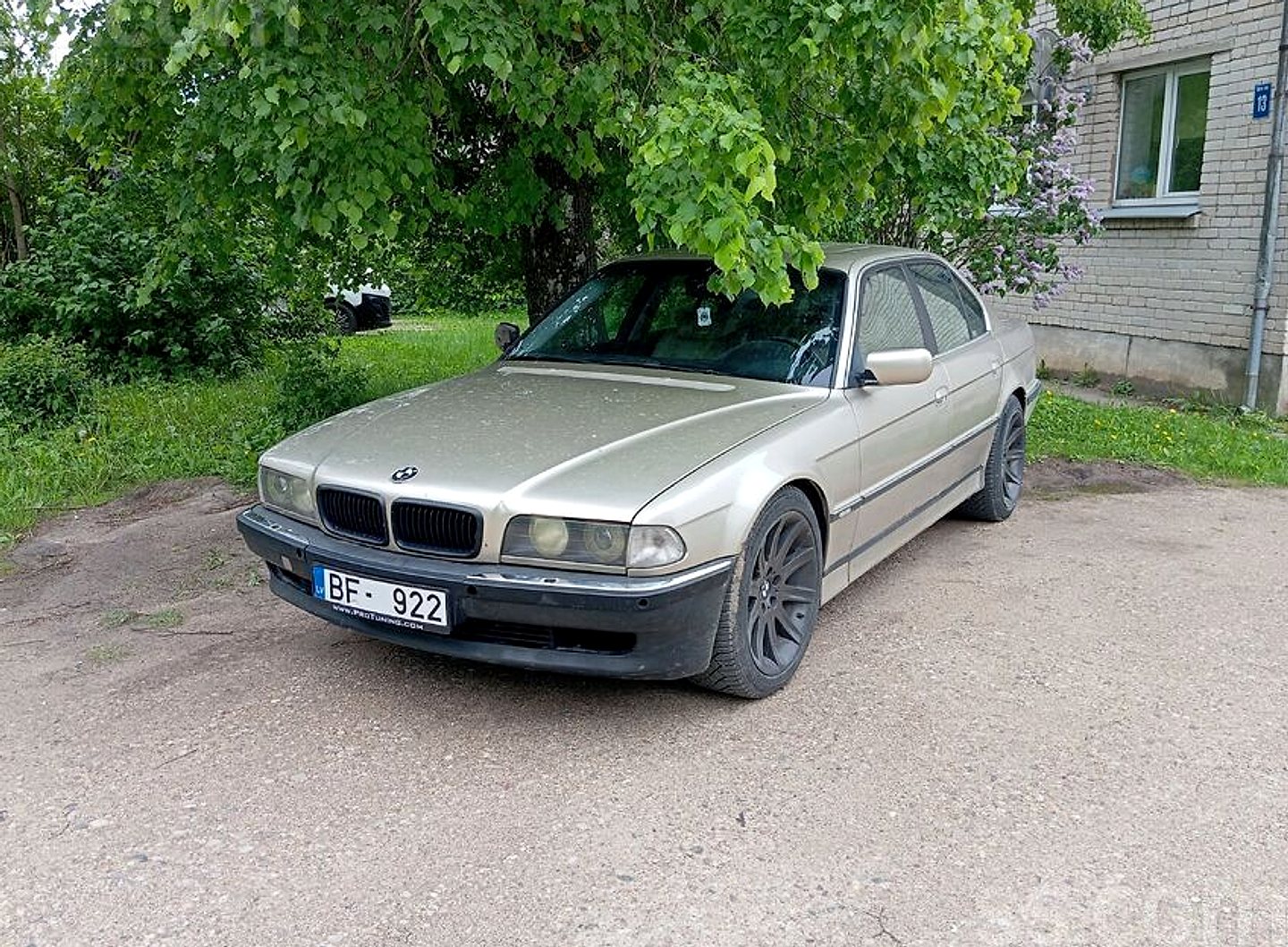 BMW 735 — foto 2