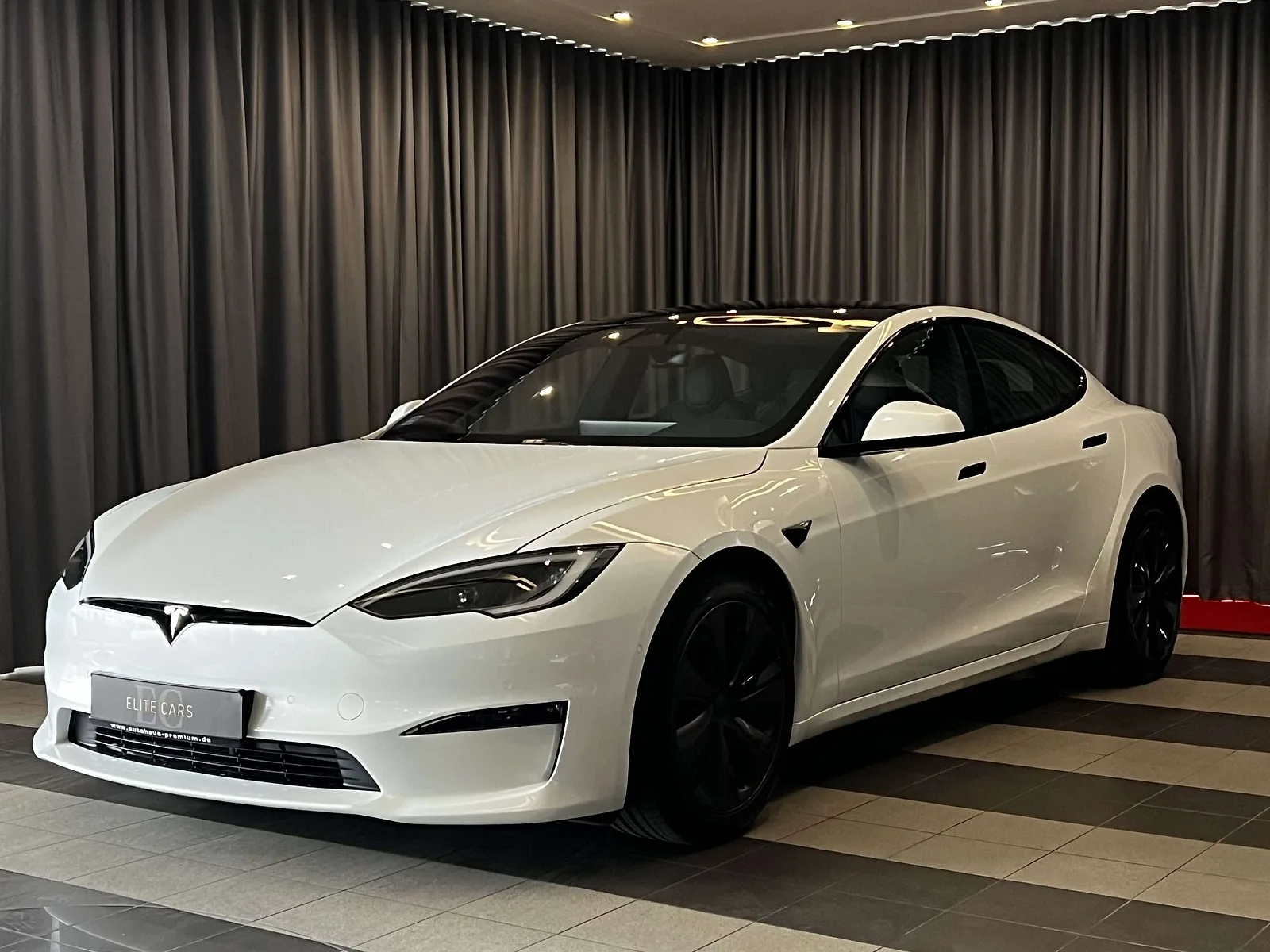 Tesla Model S, 2023. gads