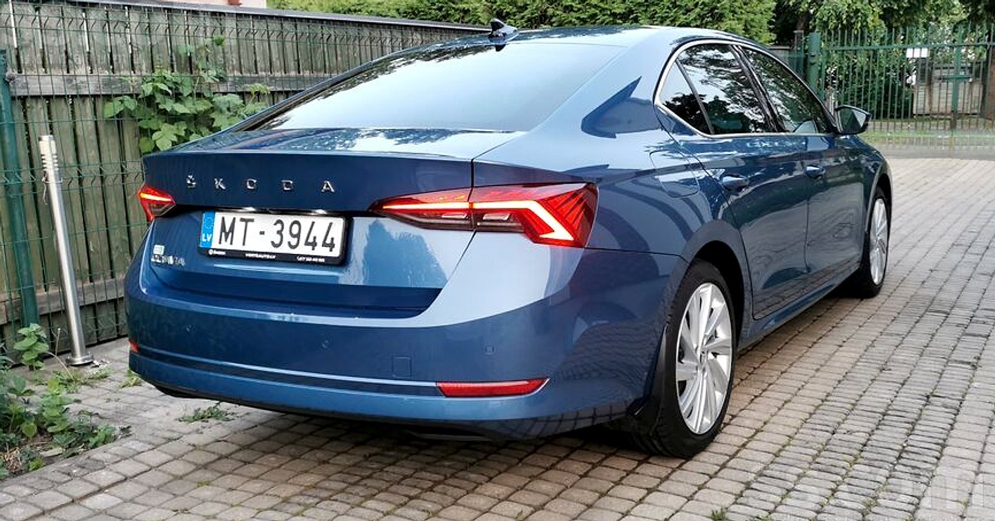 Škoda Octavia — foto 2