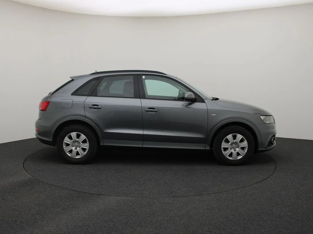 Audi Q3 — foto 10