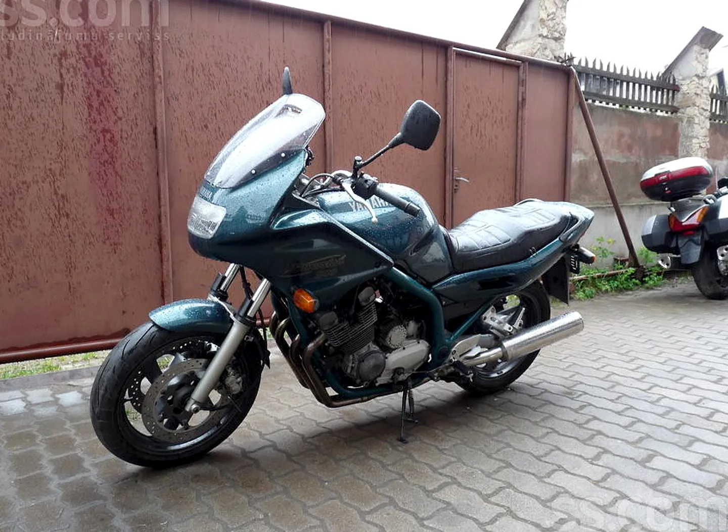 Yamaha Xj 900, 2001. gads
