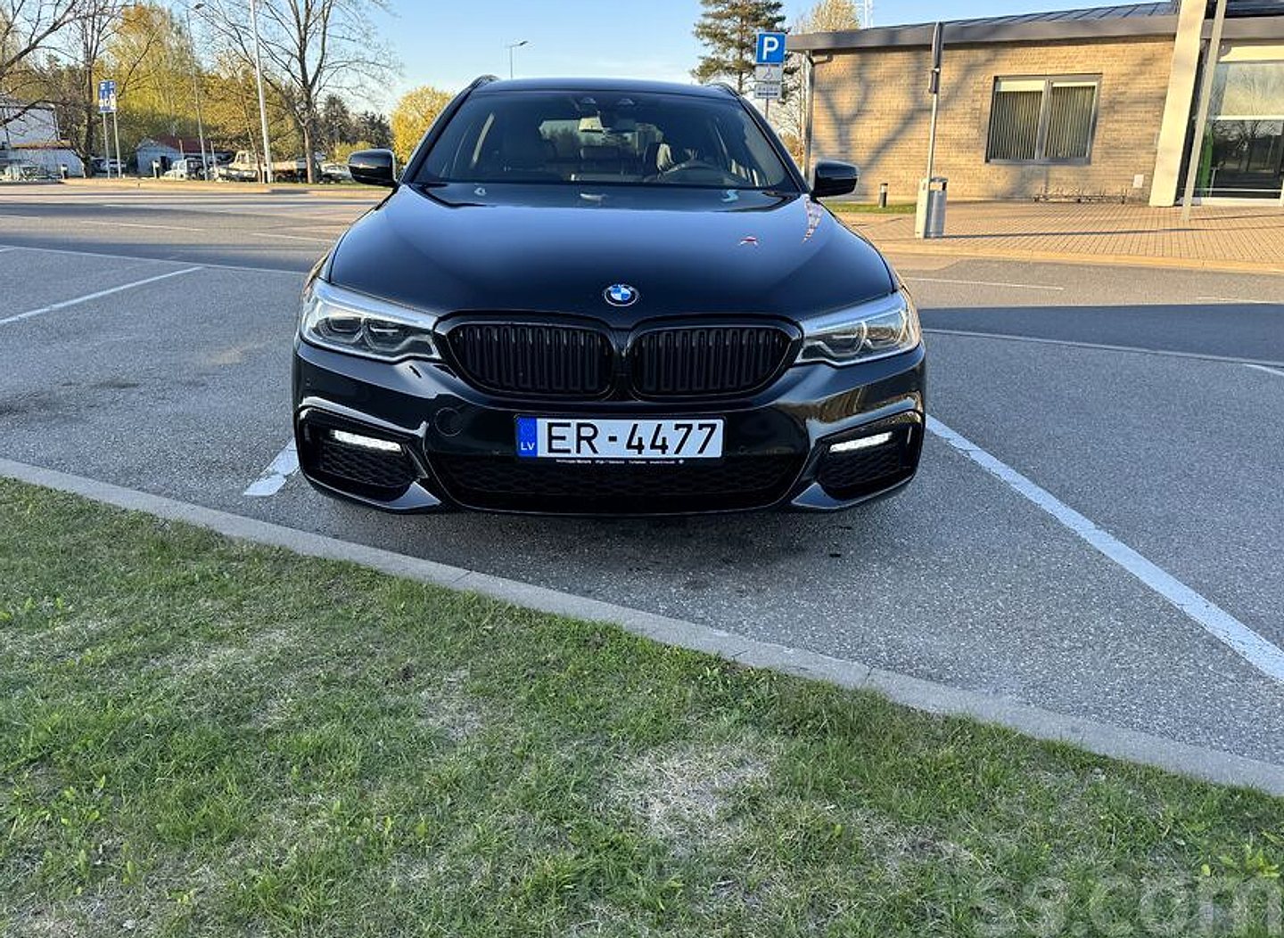 BMW 530 — foto 2