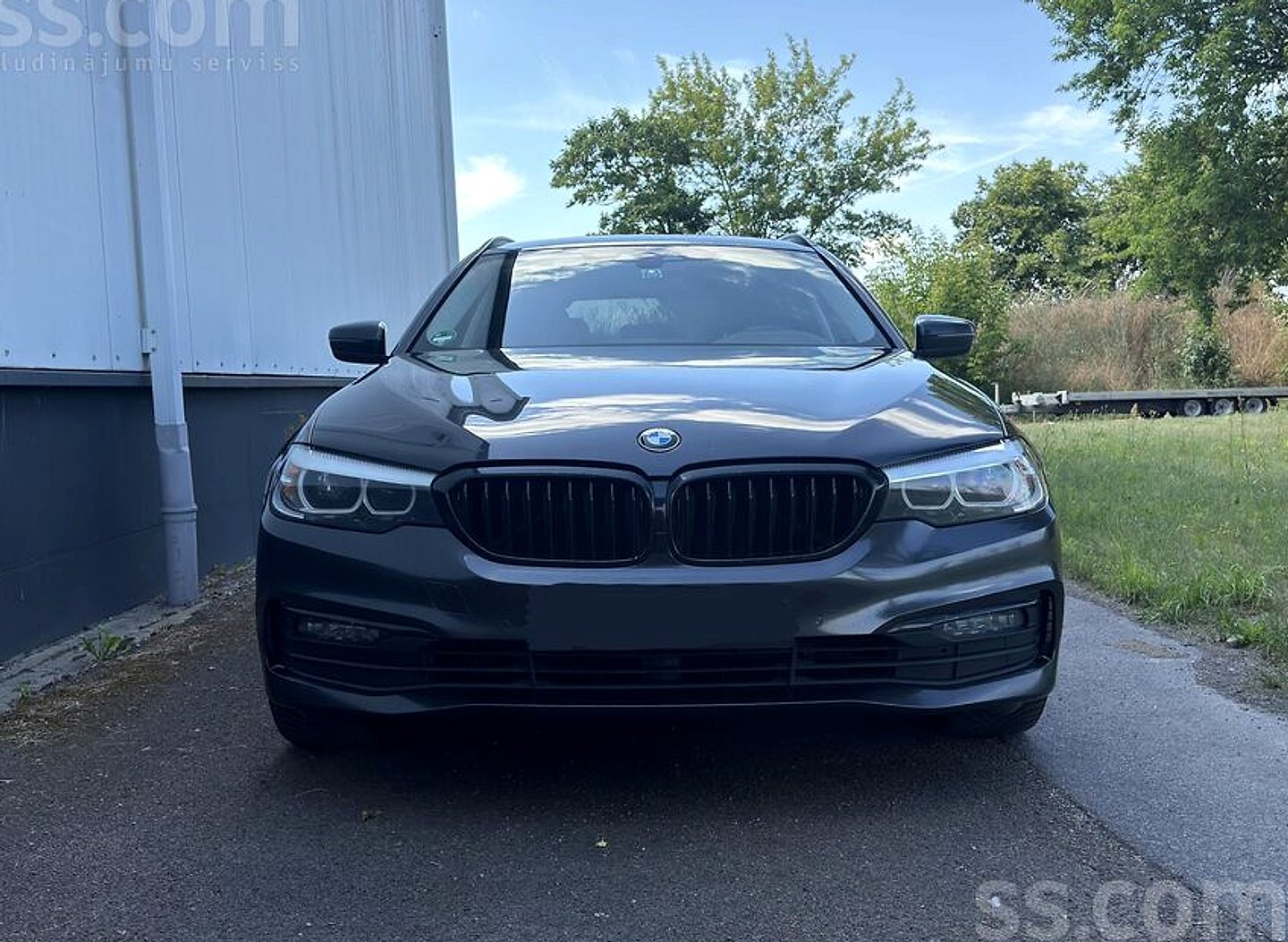 BMW 520 — foto 4
