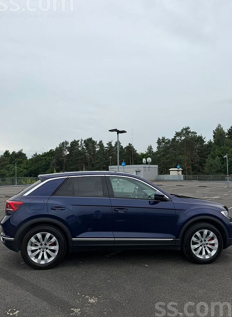 Volkswagen T-Roc — foto 5