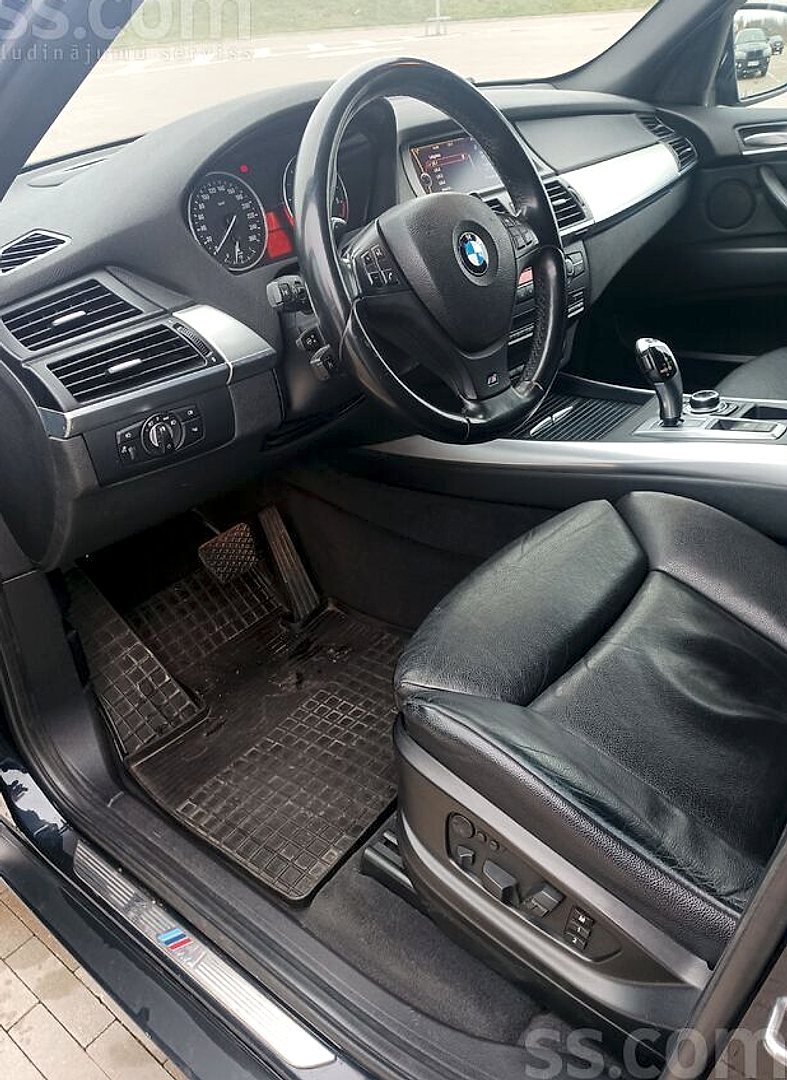 BMW X5 — foto 4