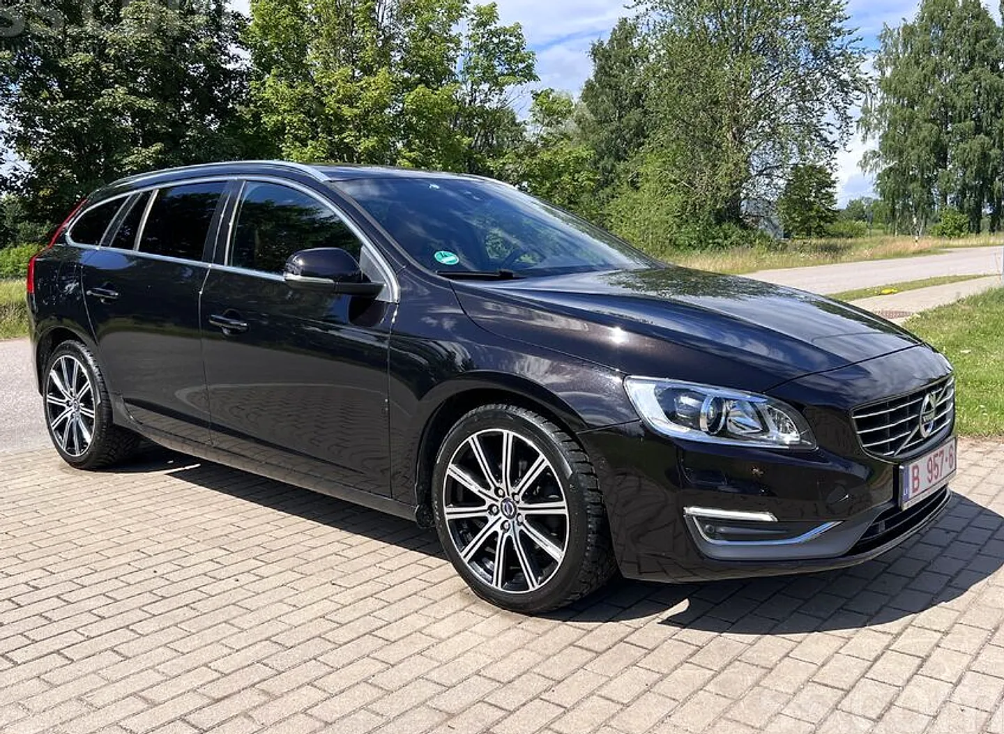 Volvo V60, 2017. gads