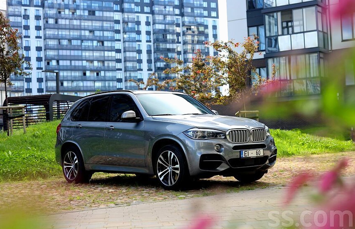 BMW X5 — foto 5