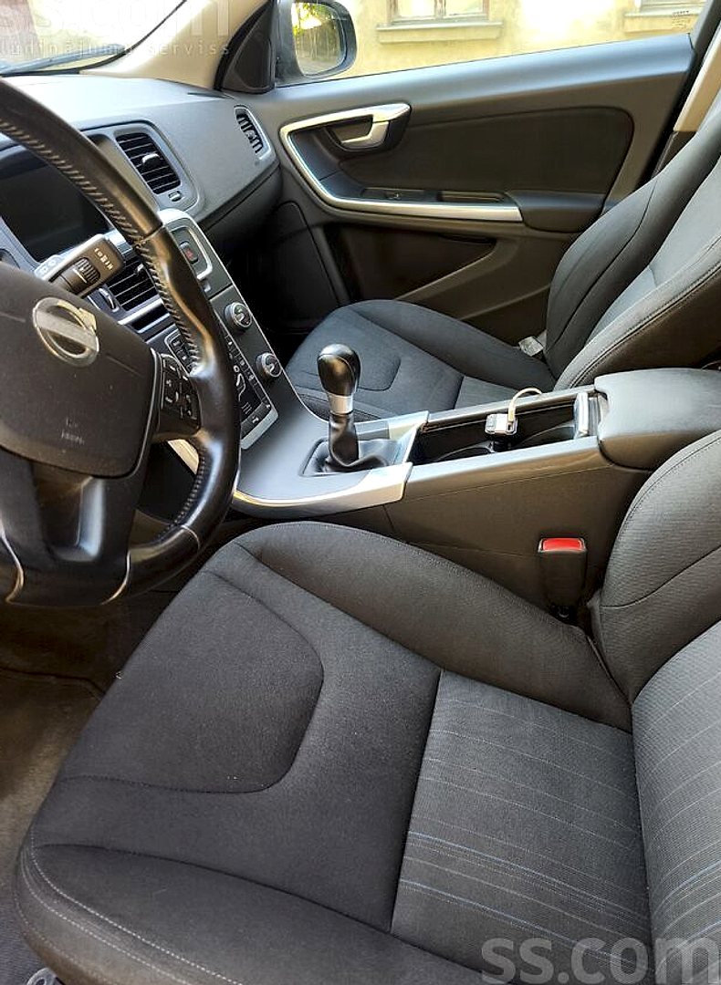 Volvo V60 — foto 3