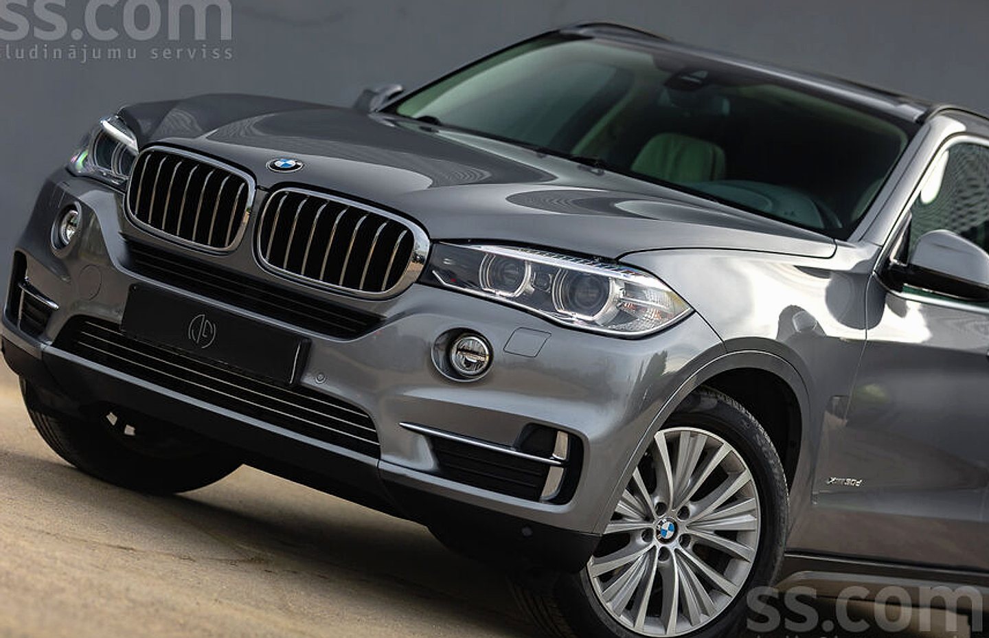 BMW X5 — foto 4