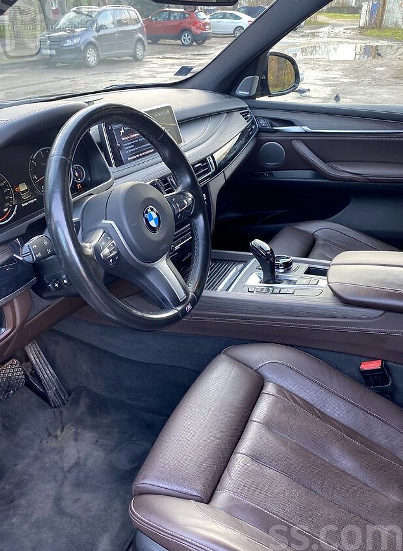 BMW X5 — foto 4