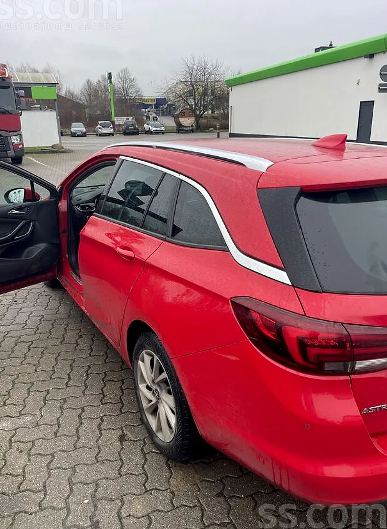 Opel Astra, 2018. gads
