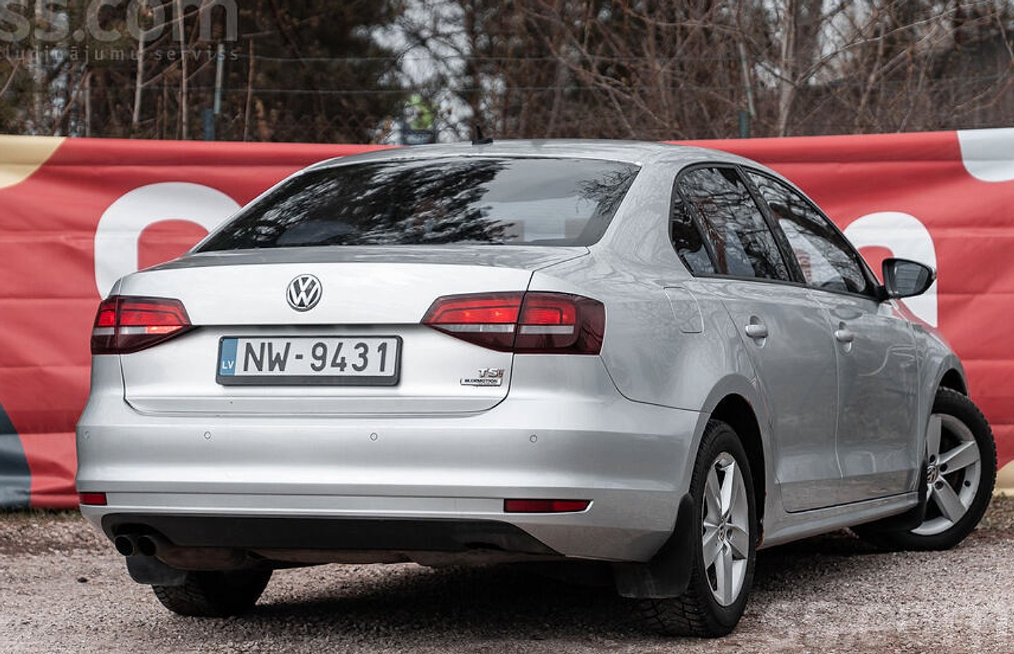 Volkswagen Jetta — foto 3
