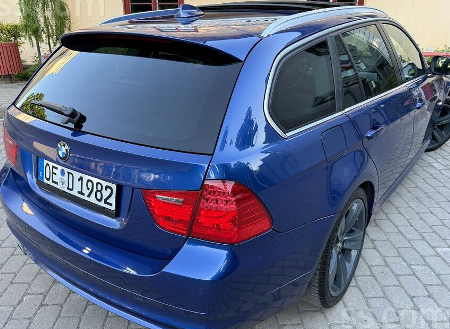 BMW 320 — foto 6