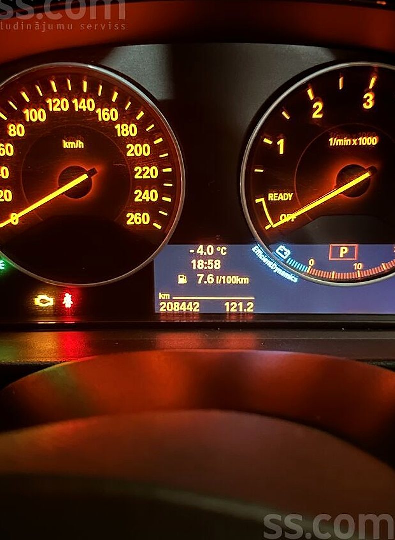 BMW 320 — foto 6
