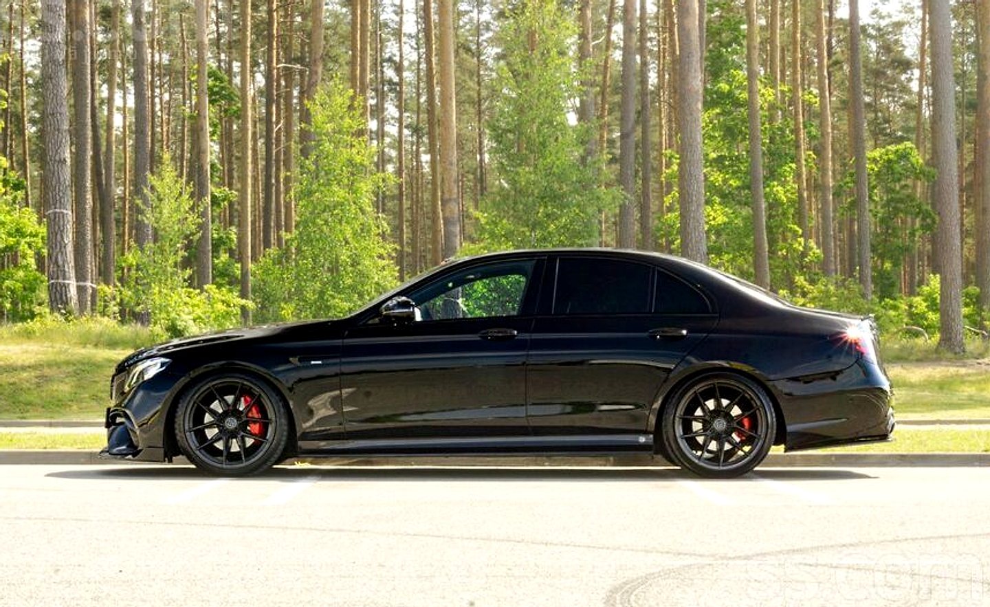 Mercedes-Benz E350 — foto 4