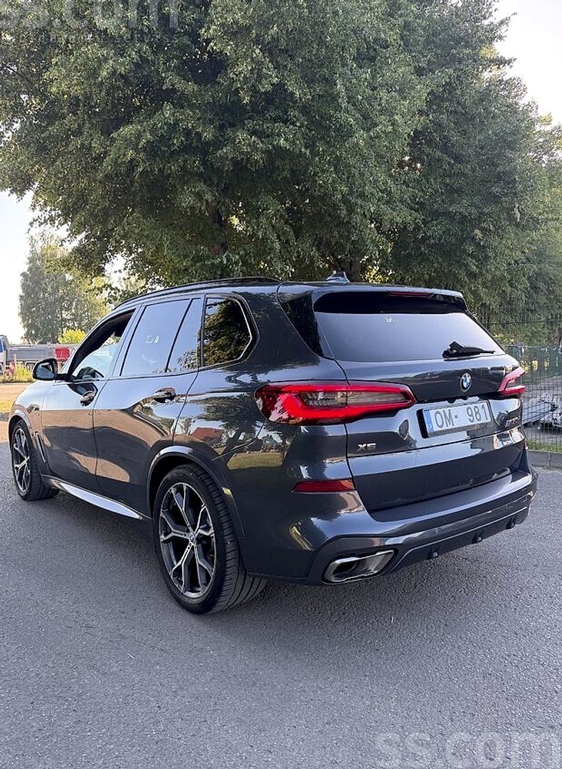 BMW X5 — foto 4