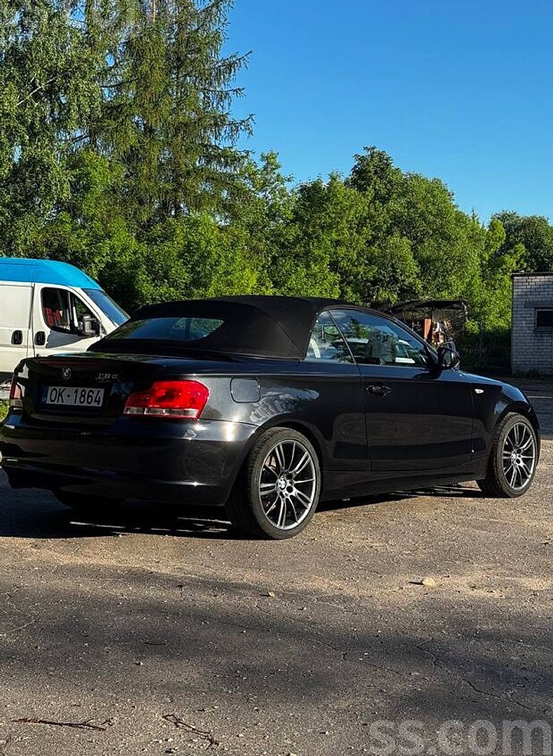 BMW 118 — foto 4