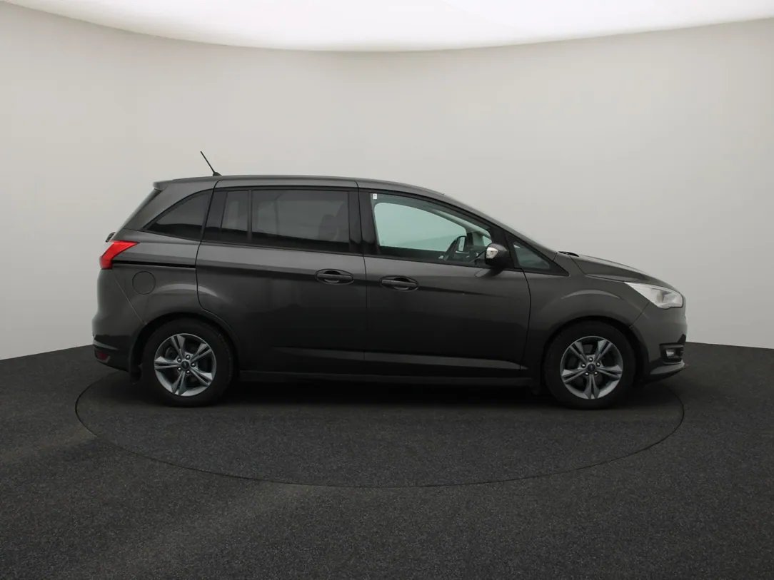 Ford Grand C-Max — foto 10