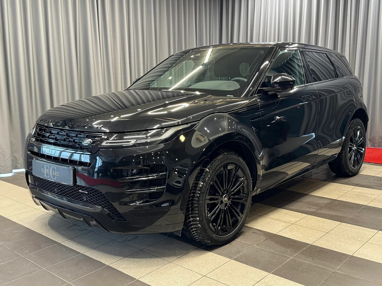 Land Rover Evoque, 2025. gads