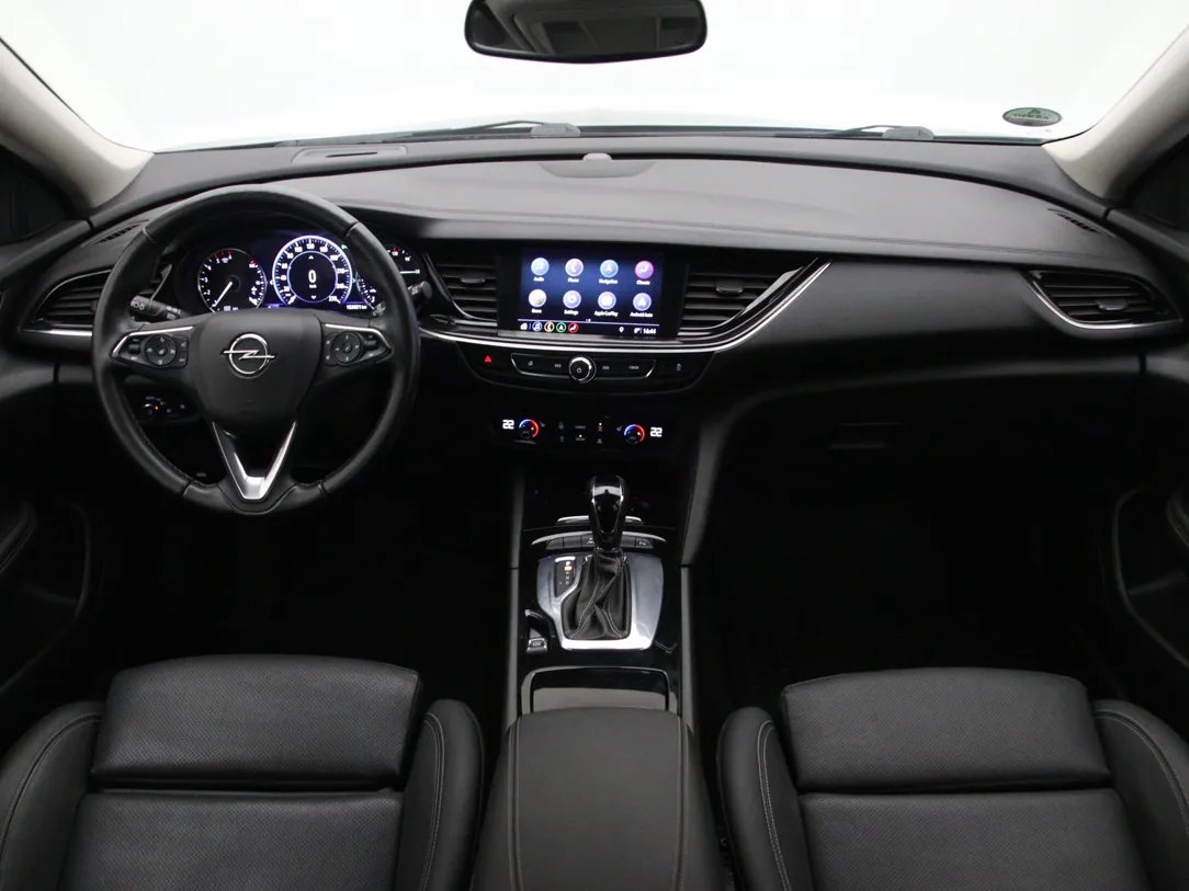 Opel Insignia — foto 3