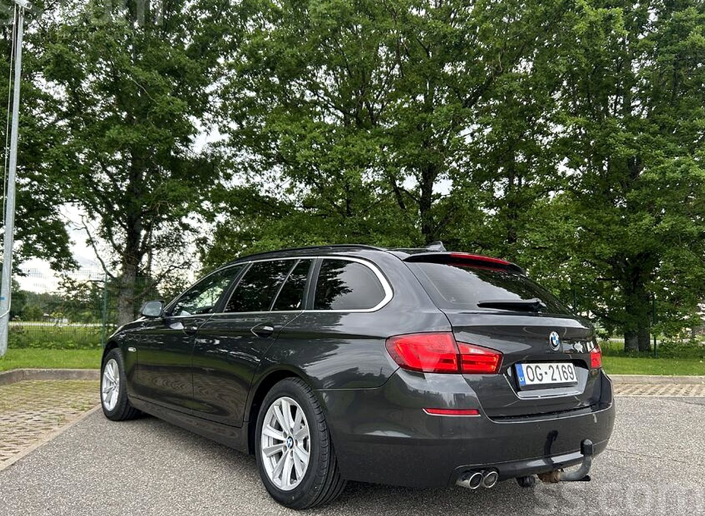 BMW 520 — foto 3