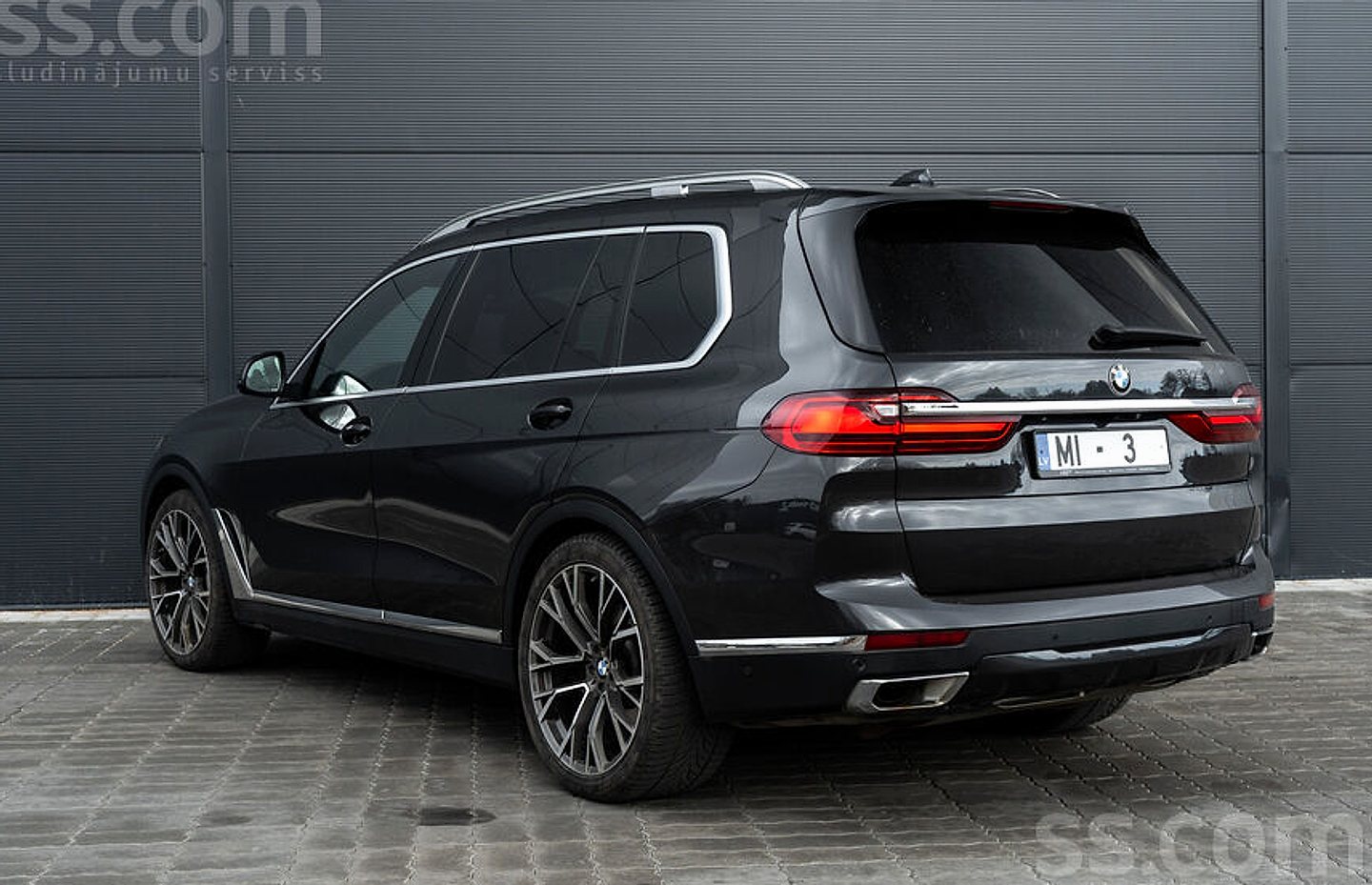 BMW X7 — foto 2