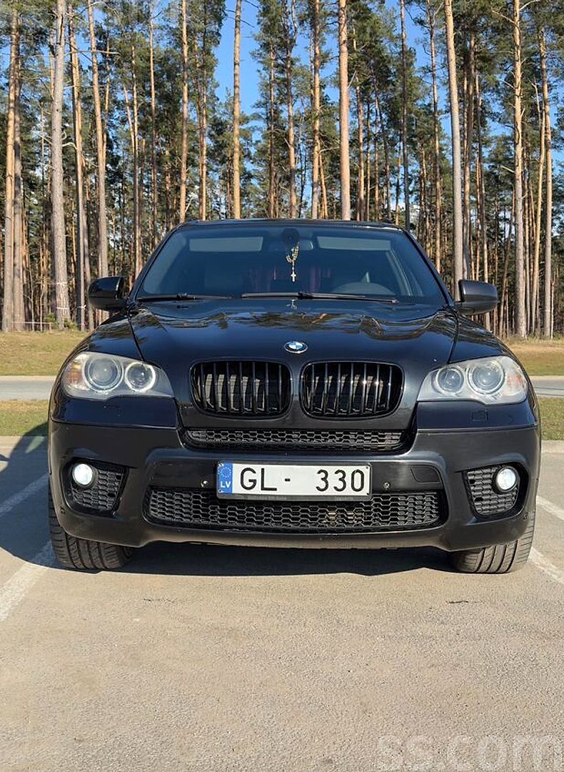 BMW X5 — foto 4