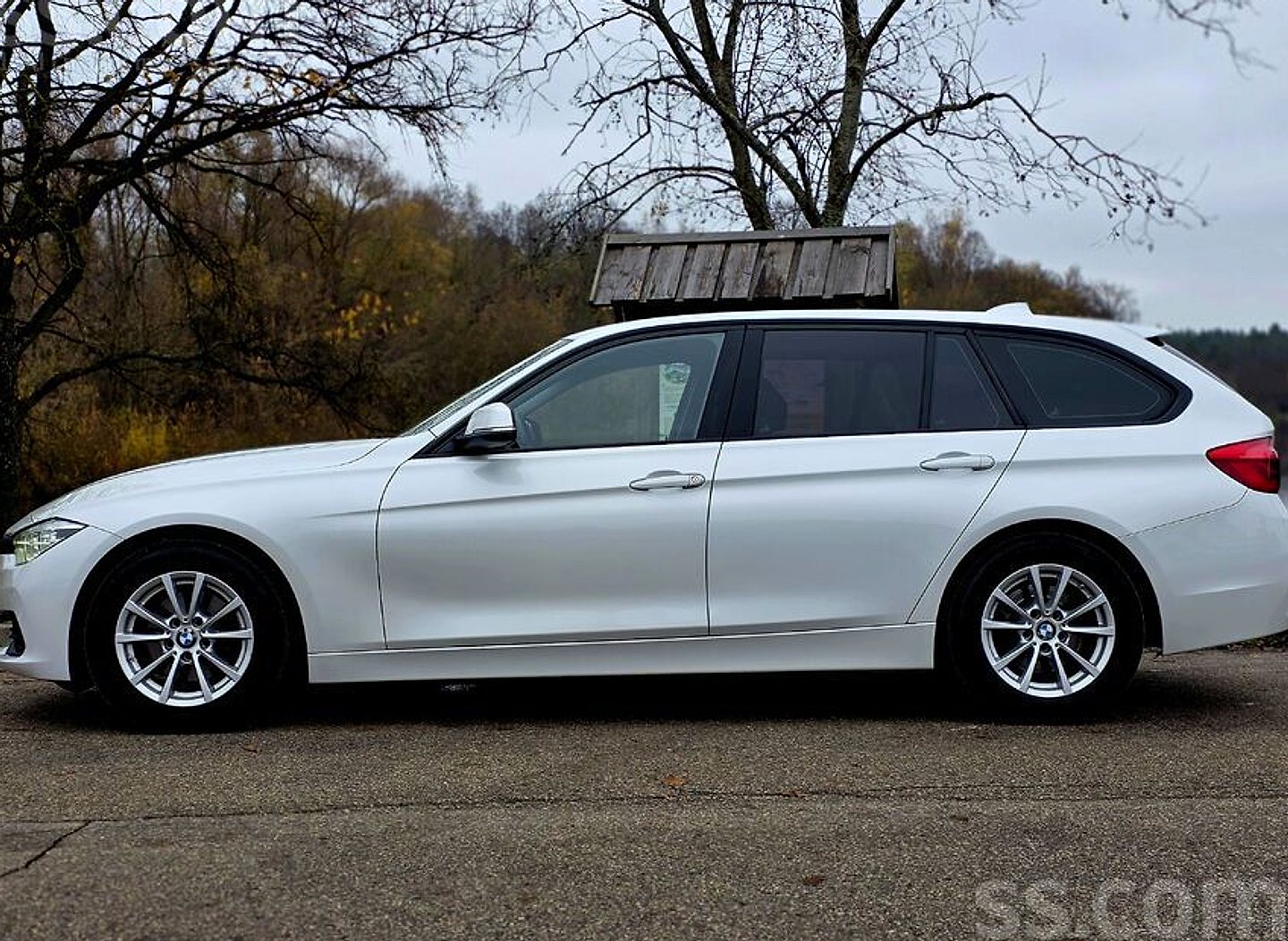 BMW 318 — foto 2